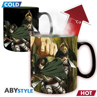 ATTACK ON TITAN - Mug HeatChange -460ml- Titan Eren