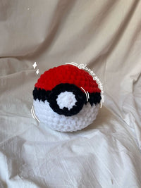 Πλεκτό χειροποίητο λούτρινο Pokeball